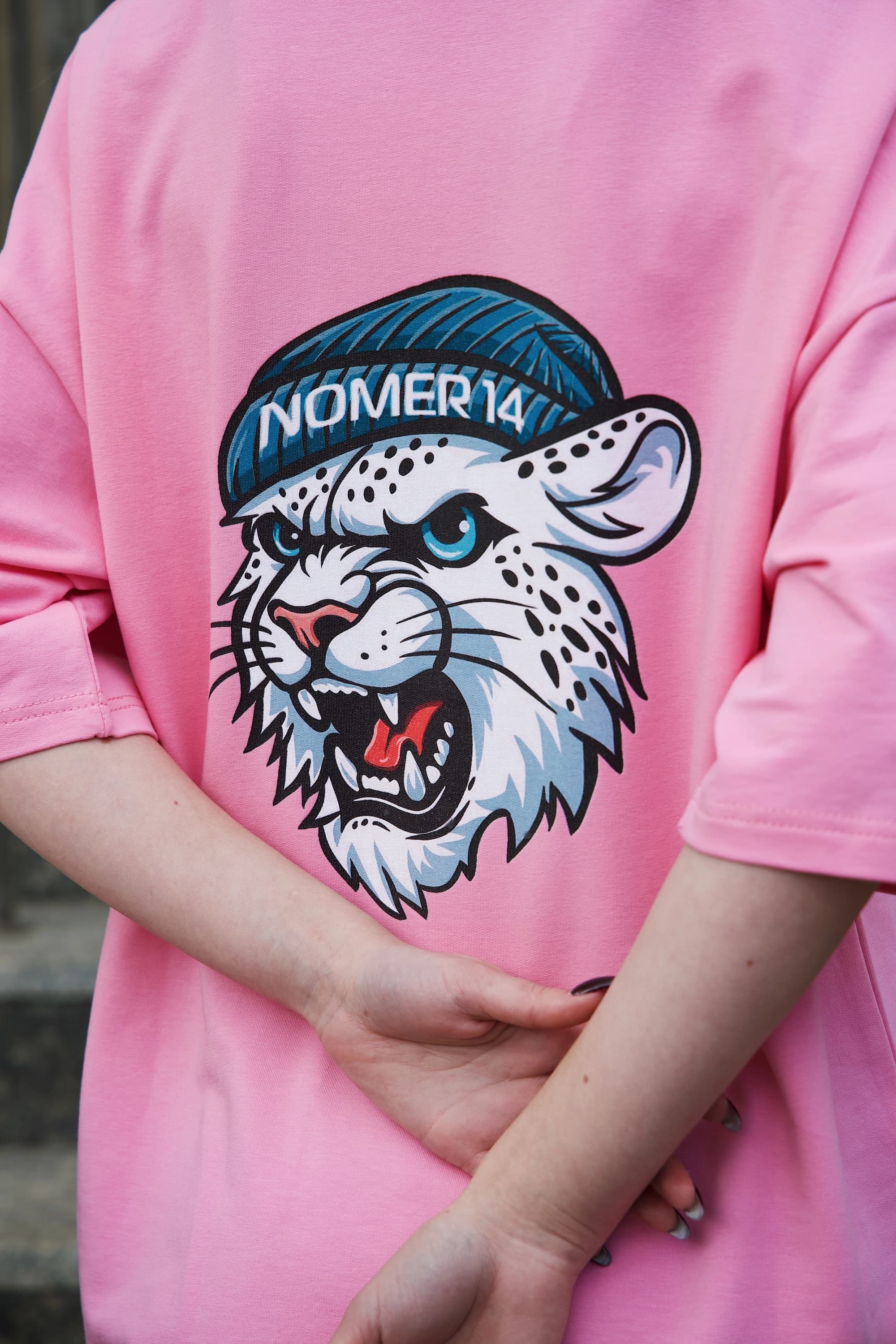 Рожева футболка